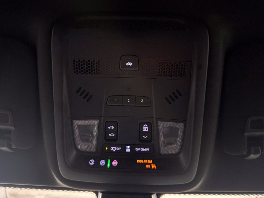Used 2023 Cadillac XT6 Premium Luxury w/ Technology Package FWD image 38