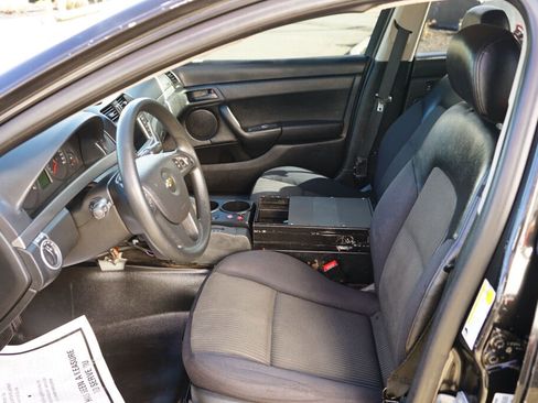 Used 2011 Chevrolet Caprice image 12