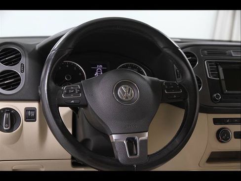 Used 2016 Volkswagen Tiguan S AWD/4WD image 7