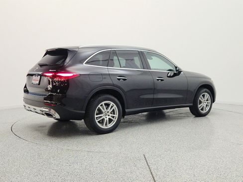 Used 2023 Mercedes-Benz GLC 300 4MATIC image 5