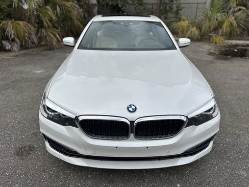 Used 2019 BMW 530i xDrive w/ Convenience Package image 4