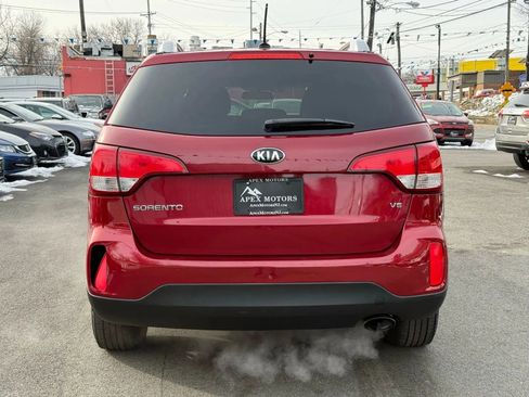 Used 2015 Kia Sorento LX image 8
