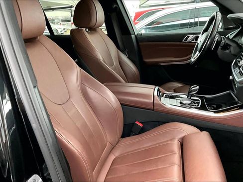 Used 2021 BMW X5 sDrive40i w/ Premium Package image 9