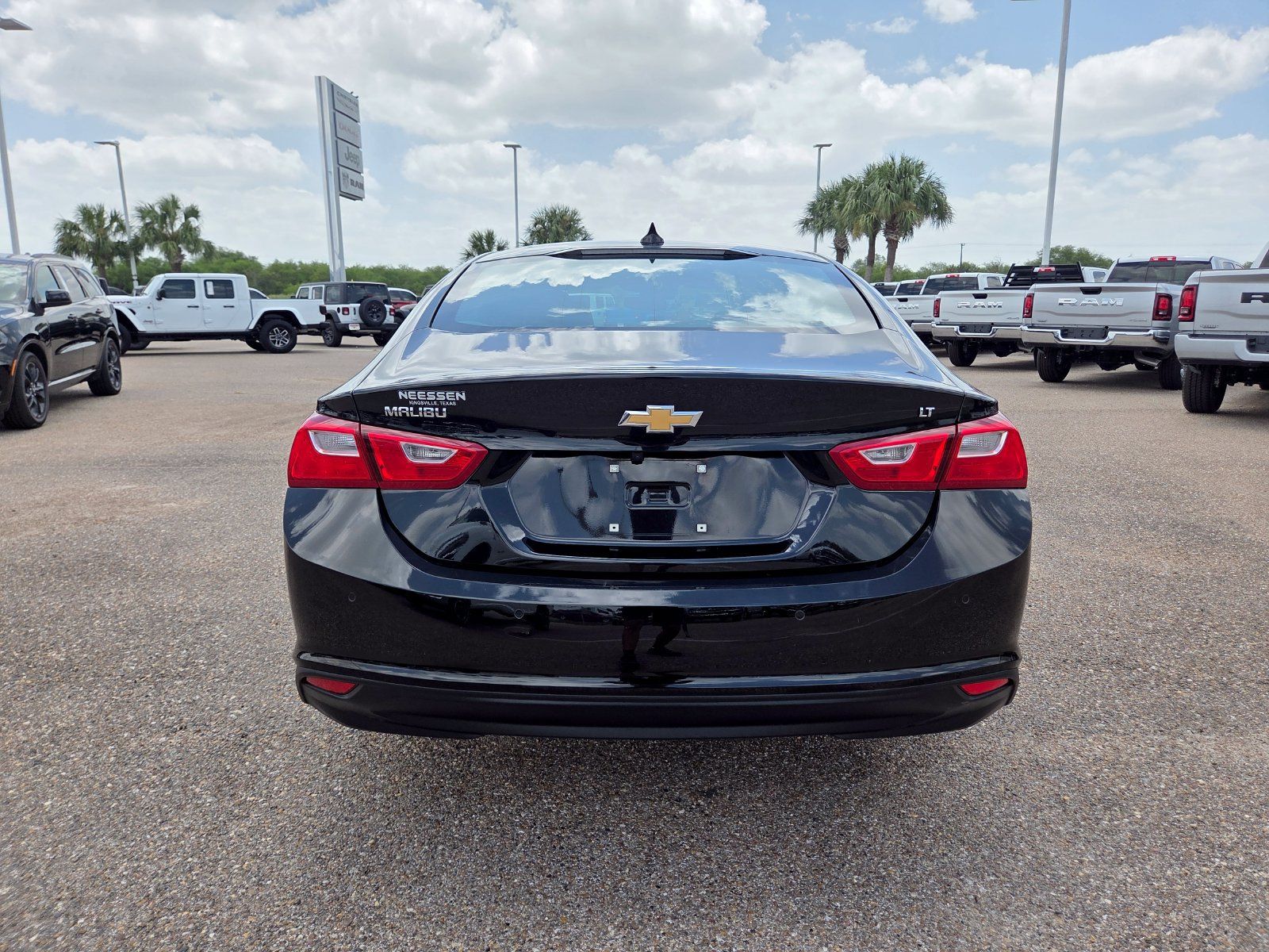 Used 2024 Chevrolet Malibu LT FWD image 6