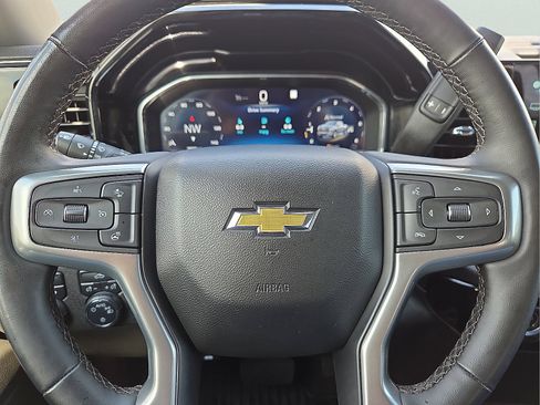 Used 2023 Chevrolet Silverado 1500 LT AWD/4WD image 24