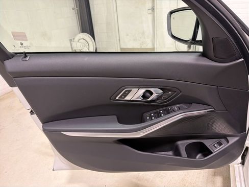 Used 2023 BMW 330i Sedan w/ M Sport Package image 13