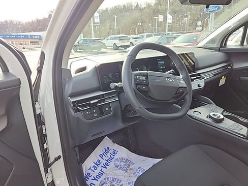 New 2026 Kia Sportage S image 24