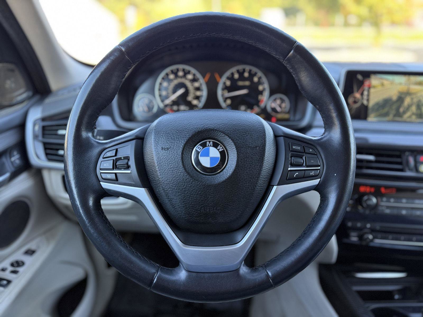 Used 2016 BMW X5 xDrive50i AWD/4WD image 24