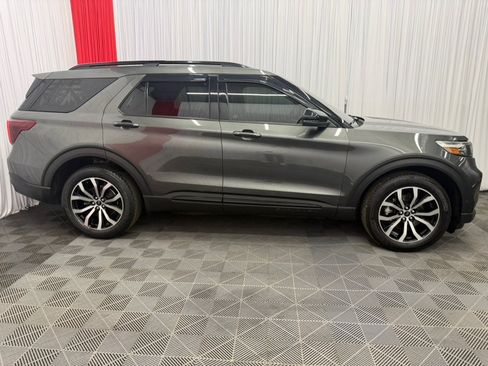 Used 2020 Ford Explorer ST w/ Premium Technology Package AWD/4WD image 6