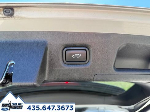 Used 2022 Hyundai Santa Fe Calligraphy AWD/4WD image 33
