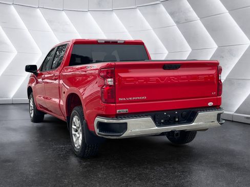 Used 2024 Chevrolet Silverado 1500 LT image 4