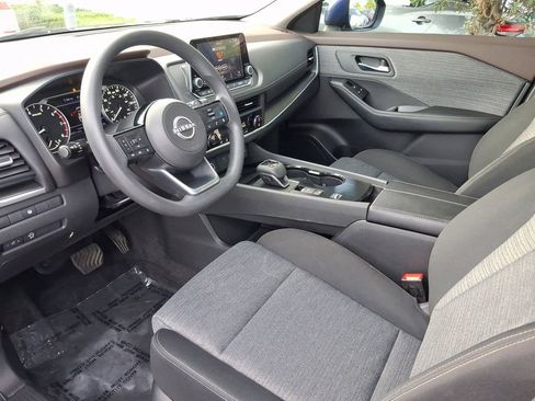 Certified 2023 Nissan Rogue SV FWD image 13