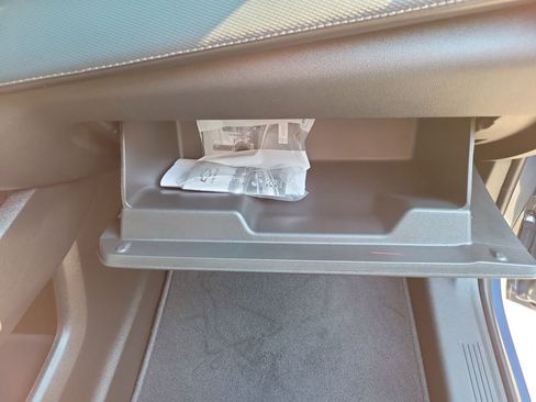 Used 2026 Chevrolet Equinox LT w/ Convenience Package II image 40