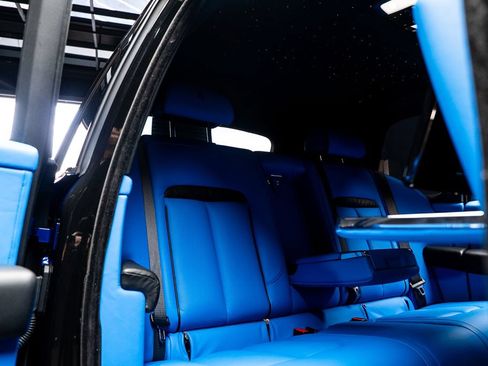Used 2022 Rolls-Royce Cullinan w/ Cullinan Package AWD/4WD image 47