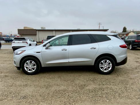 Used 2019 Buick Enclave Essence w/ Trailering Package, 5000 lbs. image 2