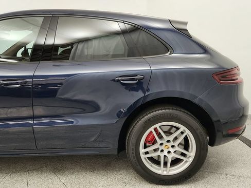 Used 2017 Porsche Macan Turbo AWD/4WD image 13