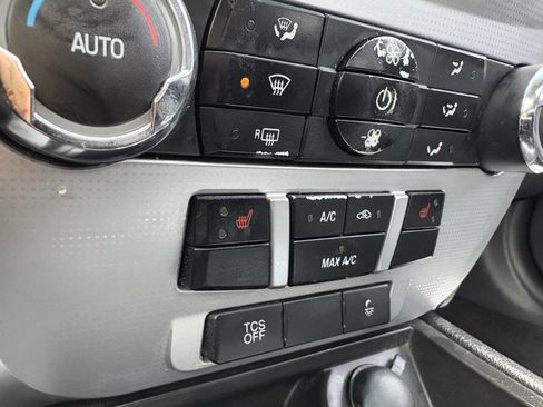 Used 2011 Ford Fusion SEL w/ Sport Appearance Pkg image 23