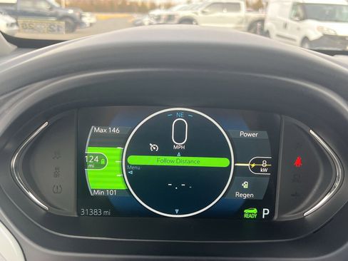 Used 2021 Chevrolet Bolt Premier w/ Infotainment Package image 17