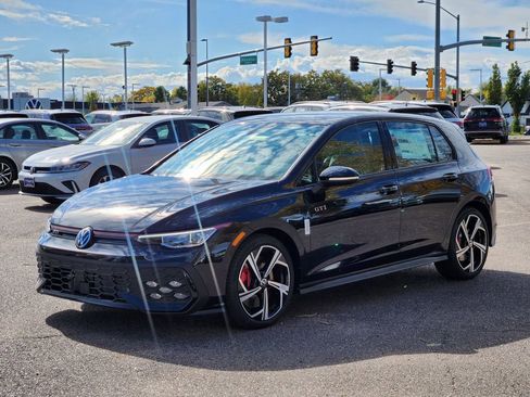 New 2025 Volkswagen GTI SE image 6