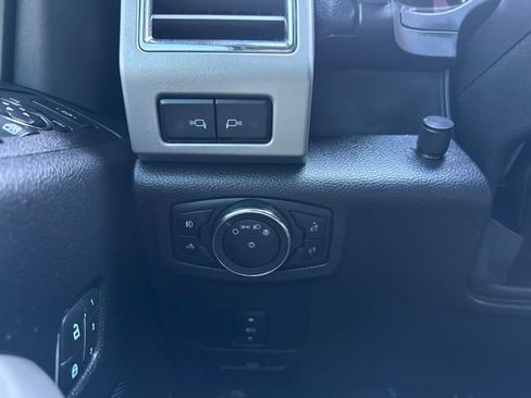 Used 2017 Ford F250 Lariat w/ Lariat Value Package image 25