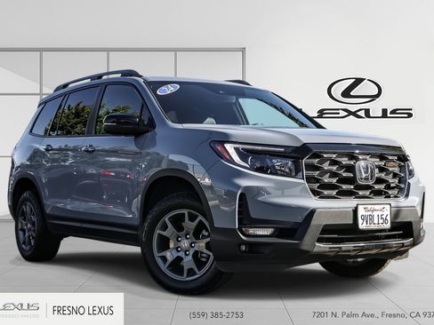 Used 2024 Honda Passport TrailSport image 1