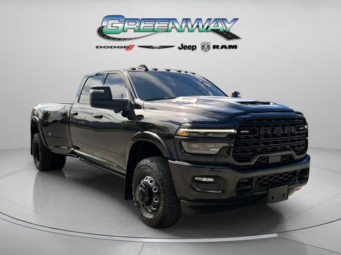 Used 2025 RAM 3500 Limited image 1