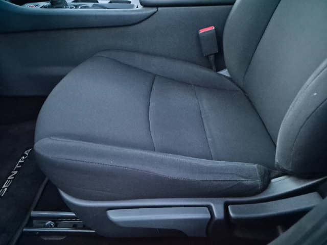 Certified 2024 Nissan Sentra S FWD image 17