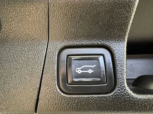 Used 2020 GMC Acadia SLE w/ Driver Convenience Package AWD/4WD image 28