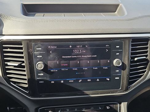 Used 2021 Volkswagen Atlas SEL R-Line image 10