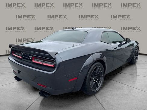 Used 2019 Dodge Challenger SRT Hellcat w/ Widebody Package RWD image 5