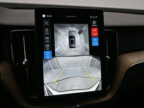 New 2026 Volvo XC60 B5 Plus w/ Protection Package Premier image 14