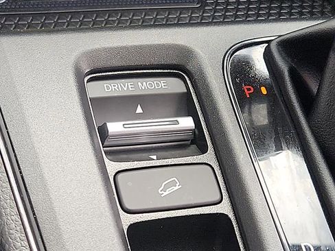Used 2025 Honda CR-V Sport-L image 25