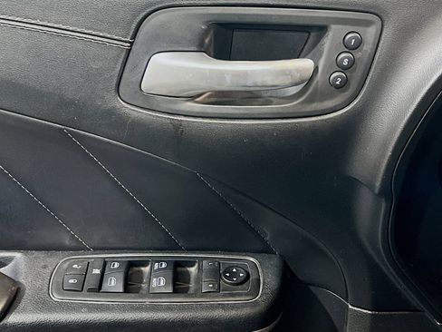 Used 2019 Dodge Charger Scat Pack w/ Plus Group RWD image 13