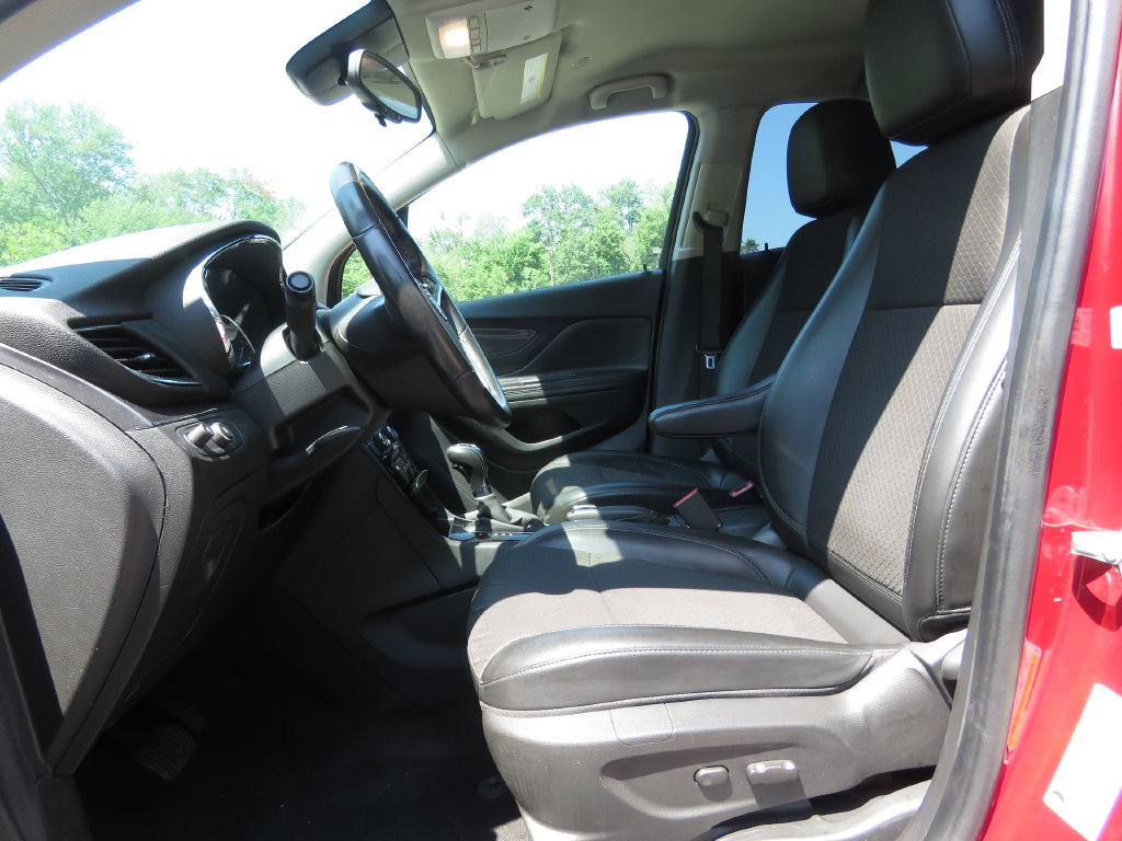 Used 2019 Buick Encore Preferred AWD/4WD image 10