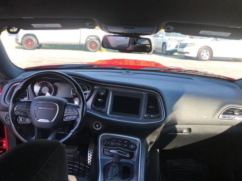 Used 2020 Dodge Challenger R/T image 17