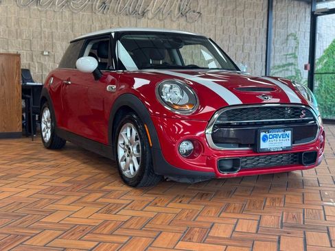 Used 2017 MINI Cooper S image 5
