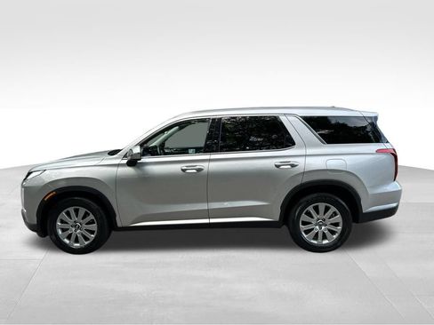 Used 2025 Hyundai Palisade SEL FWD image 2