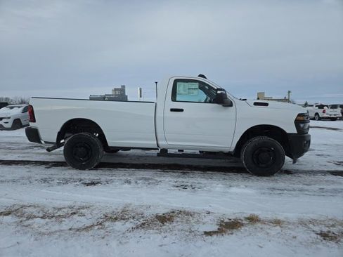 Used 2025 RAM 2500 Tradesman AWD/4WD image 1
