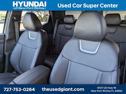 Used 2025 Hyundai Santa Cruz Limited image 7
