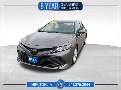 Used 2019 Toyota Camry L image 1