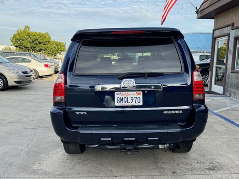 Used 2006 Toyota 4Runner SR5 RWD image 9