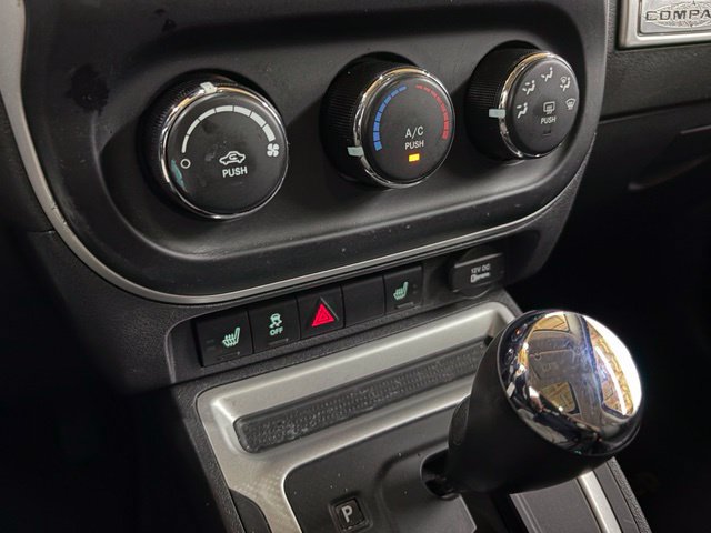 Used 2016 Jeep Compass High Altitude FWD image 43