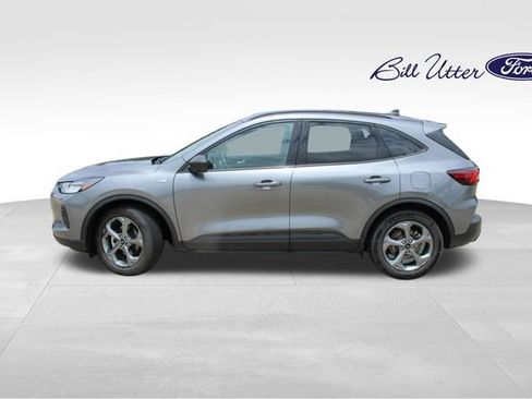 Used 2025 Ford Escape ST-Line FWD image 8
