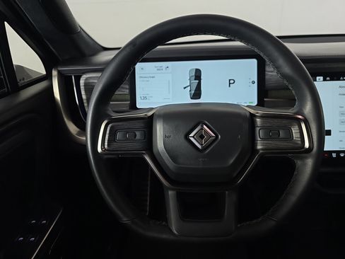 Used 2023 Rivian R1S Adventure AWD/4WD image 26