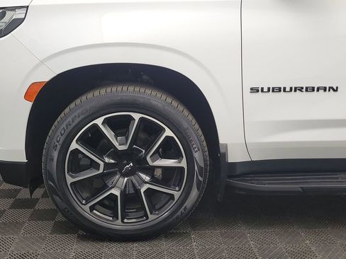 Used 2023 Chevrolet Suburban RST w/ Luxury Package image 10