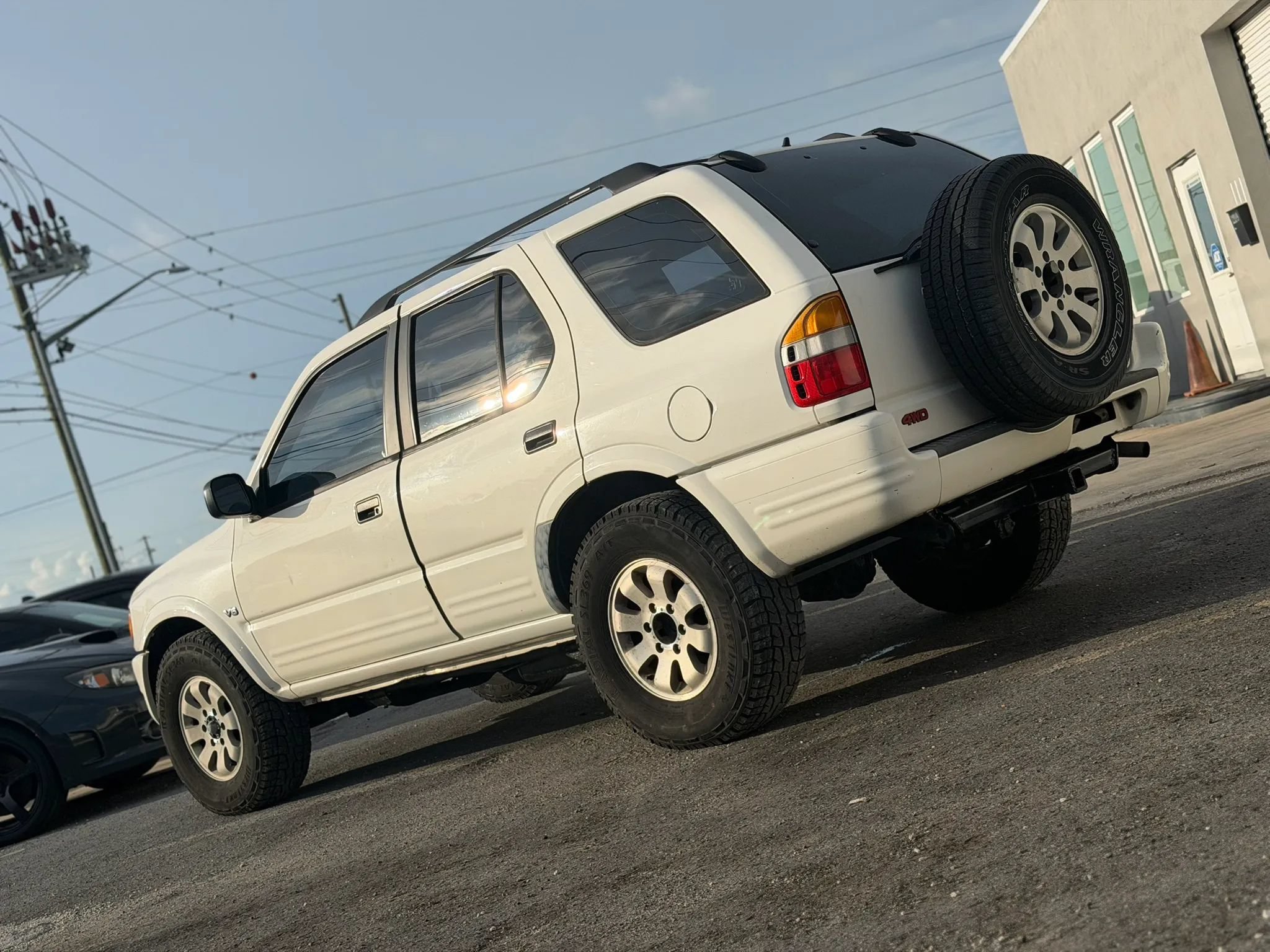 Used 1998 Honda Passport LX image 3