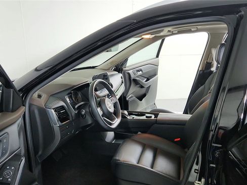 Used 2023 Nissan Rogue SL w/ SL Premium Package AWD/4WD image 9