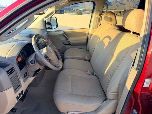 Used 2008 Nissan Titan SE AWD/4WD image 9