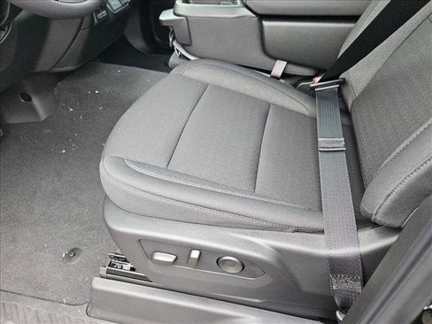 New 2026 Chevrolet Silverado 1500 Custom Trail Boss w/ LPO, Dark Essentials Package image 4