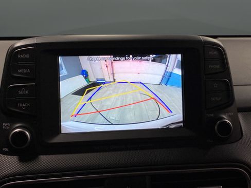 Used 2021 Hyundai Kona Limited AWD/4WD image 14